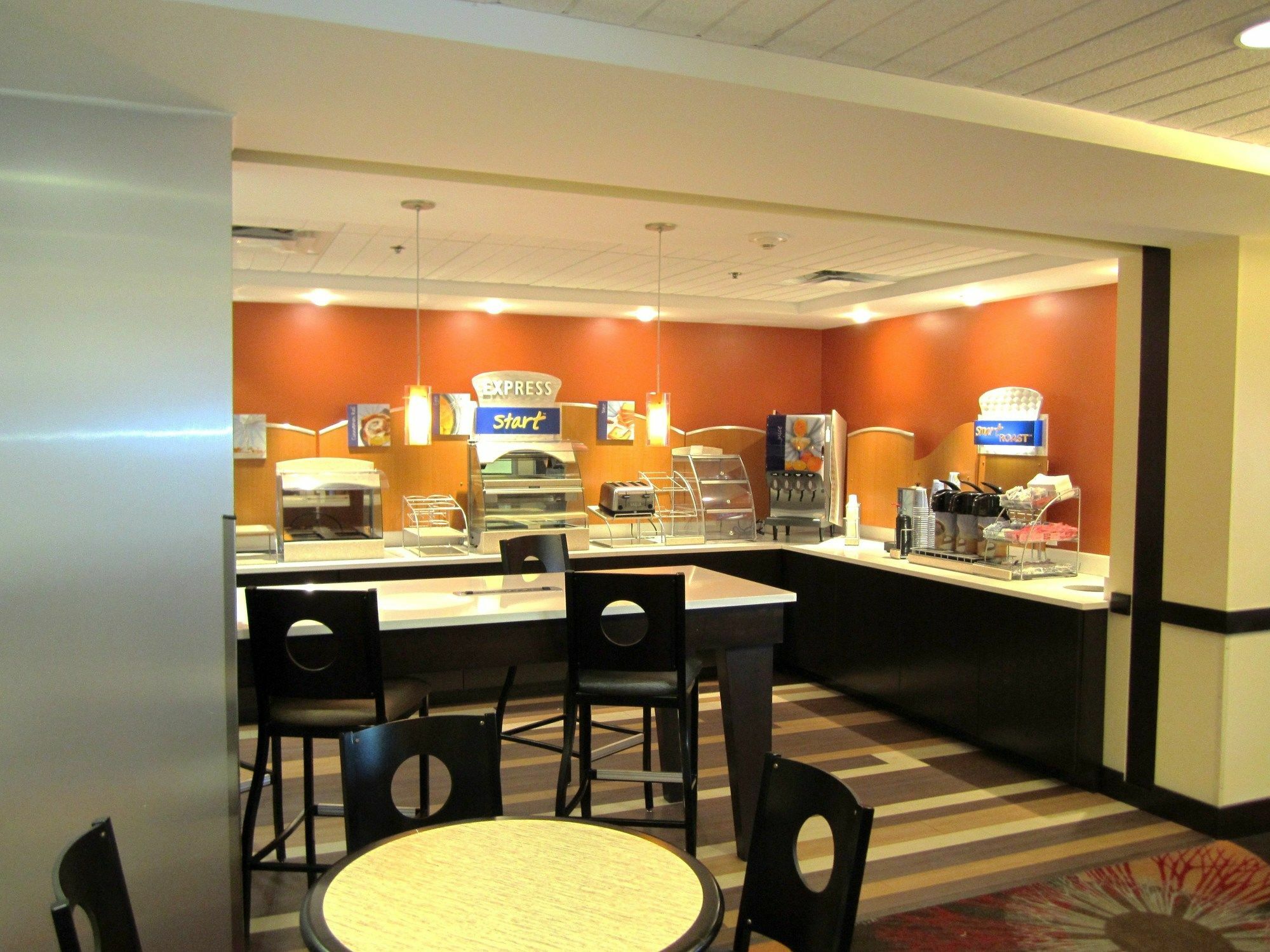 Holiday Inn Express Ft Lauderdale Cruise-Airport By Ihg Fort Lauderdale Exterior foto