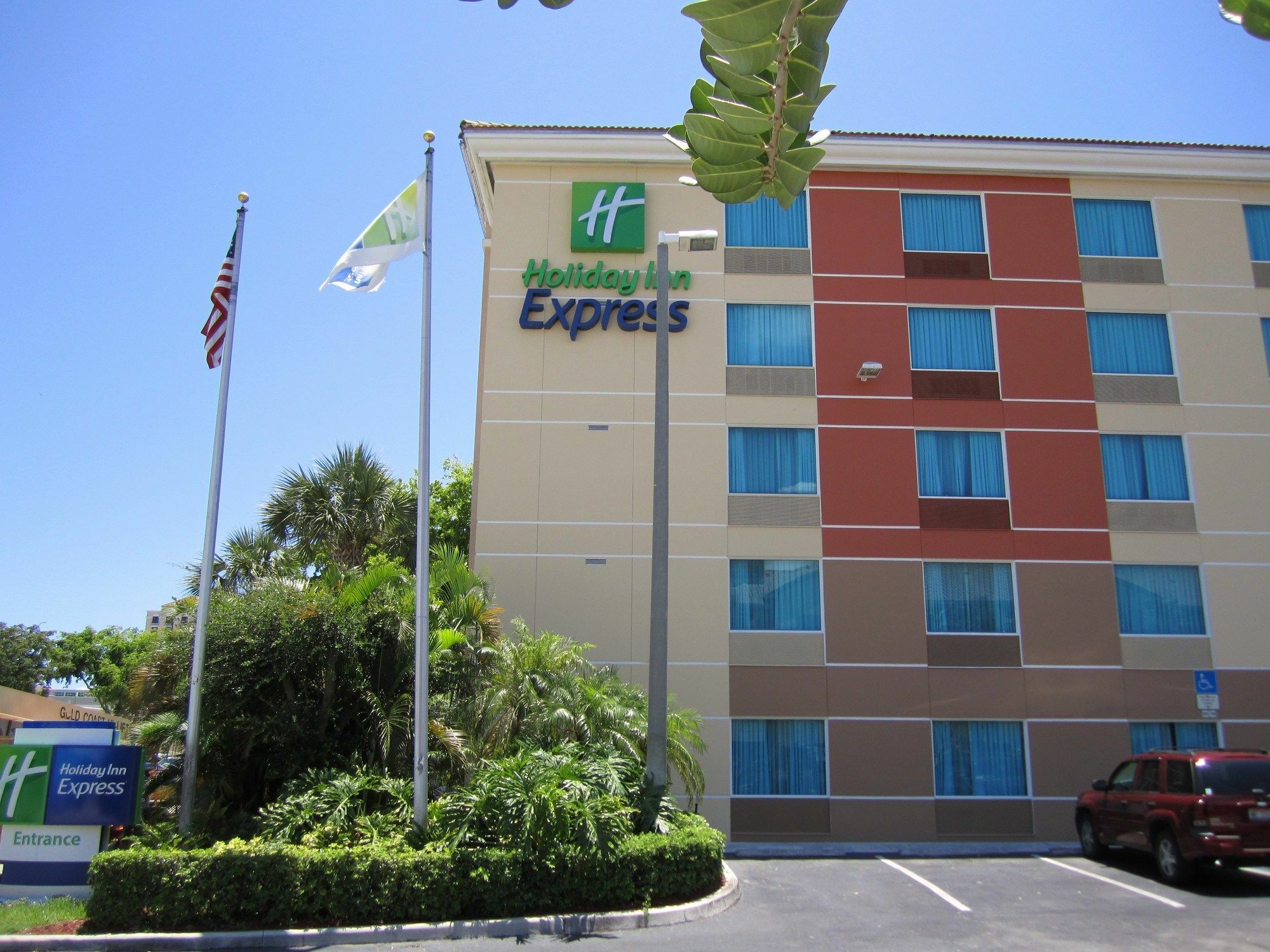 Holiday Inn Express Ft Lauderdale Cruise-Airport By Ihg Fort Lauderdale Exterior foto